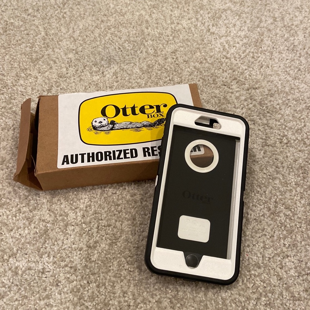Otter Box iPhone 10+ case